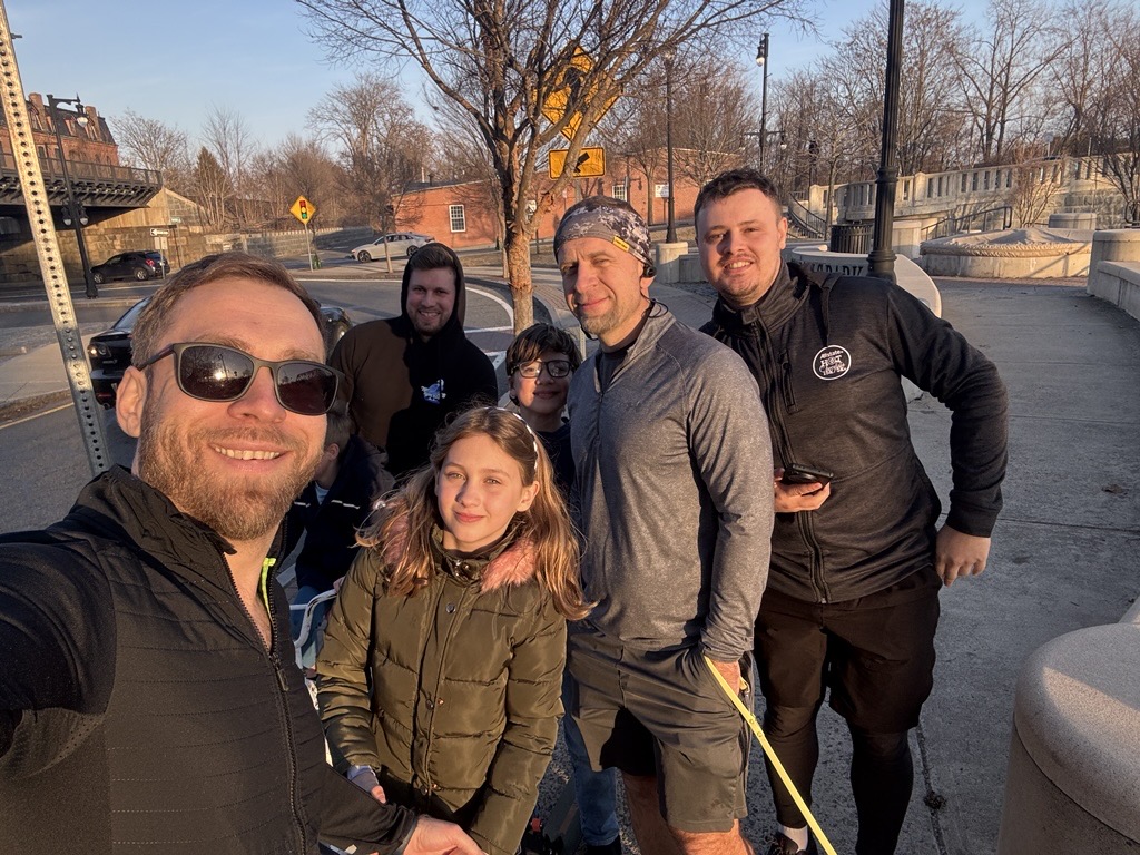 SavvySource Team preparation for 5k run